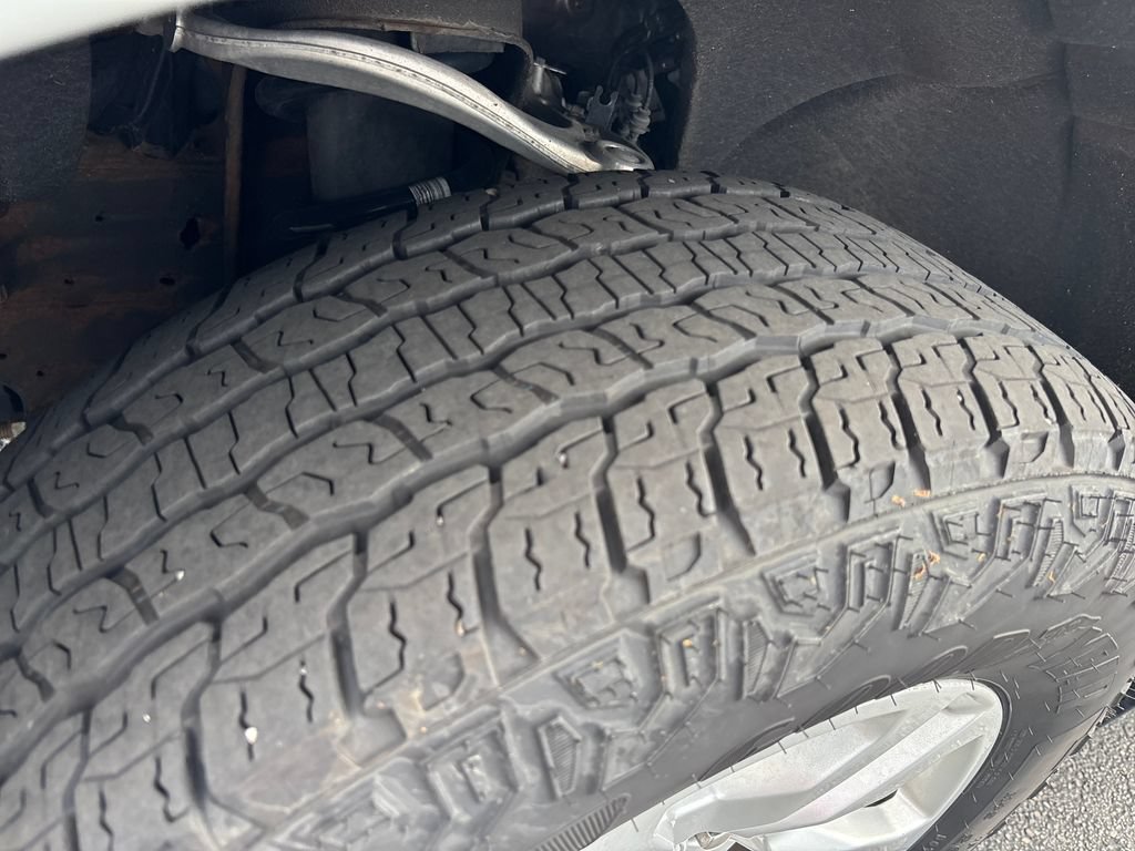 Certified 2019 Chevrolet Silverado 1500 LT w/ All-Star Edition AWD/4WD image 32