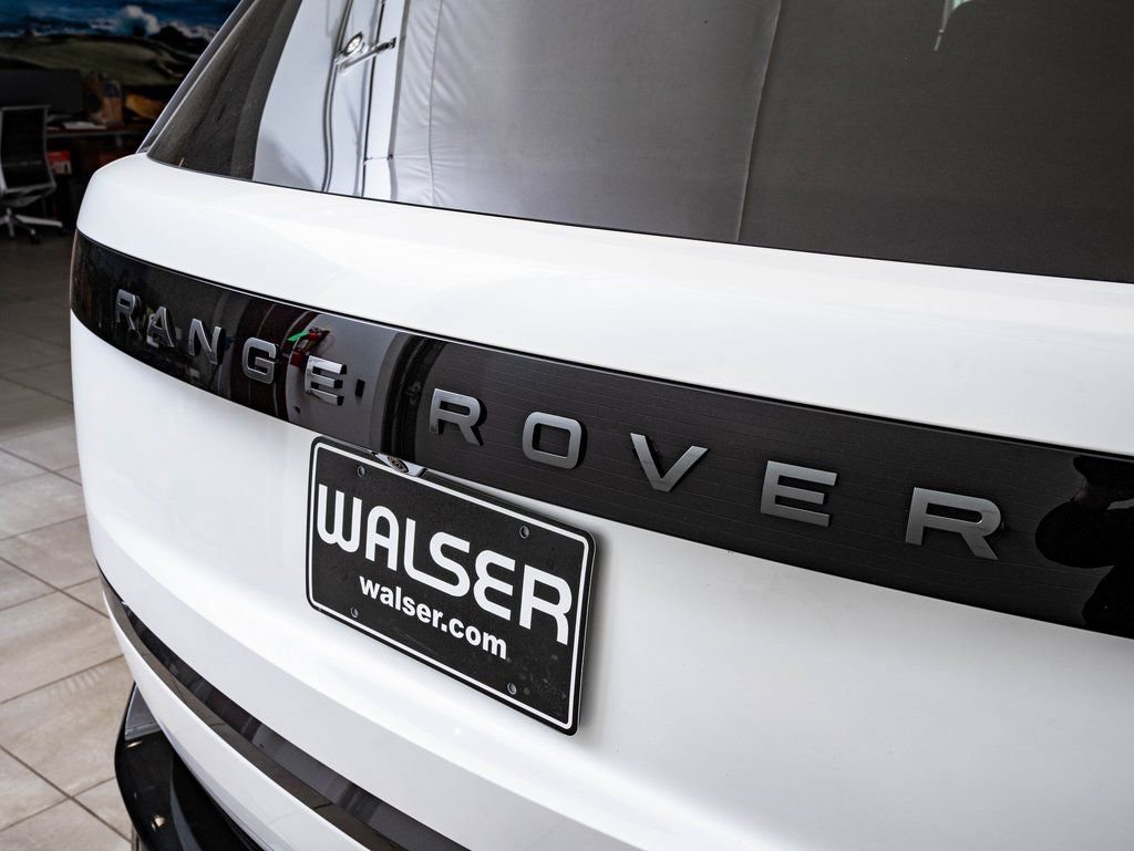 New 2026 Land Rover Range Rover SE AWD/4WD image 18
