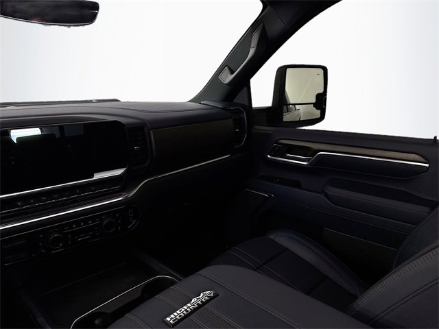 Used 2025 Chevrolet Silverado 3500 High Country w/ High Country Premium Package image 26