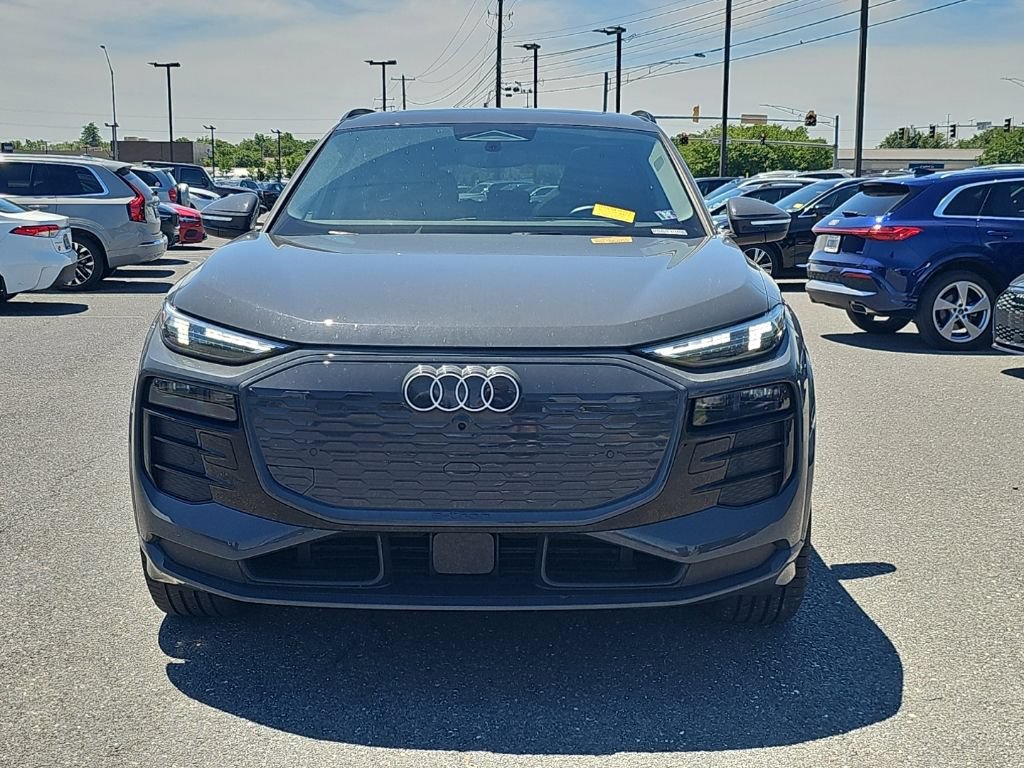 Certified 2025 Audi Q6 e-tron Premium Plus w/ Premium Plus AWD/4WD image 17