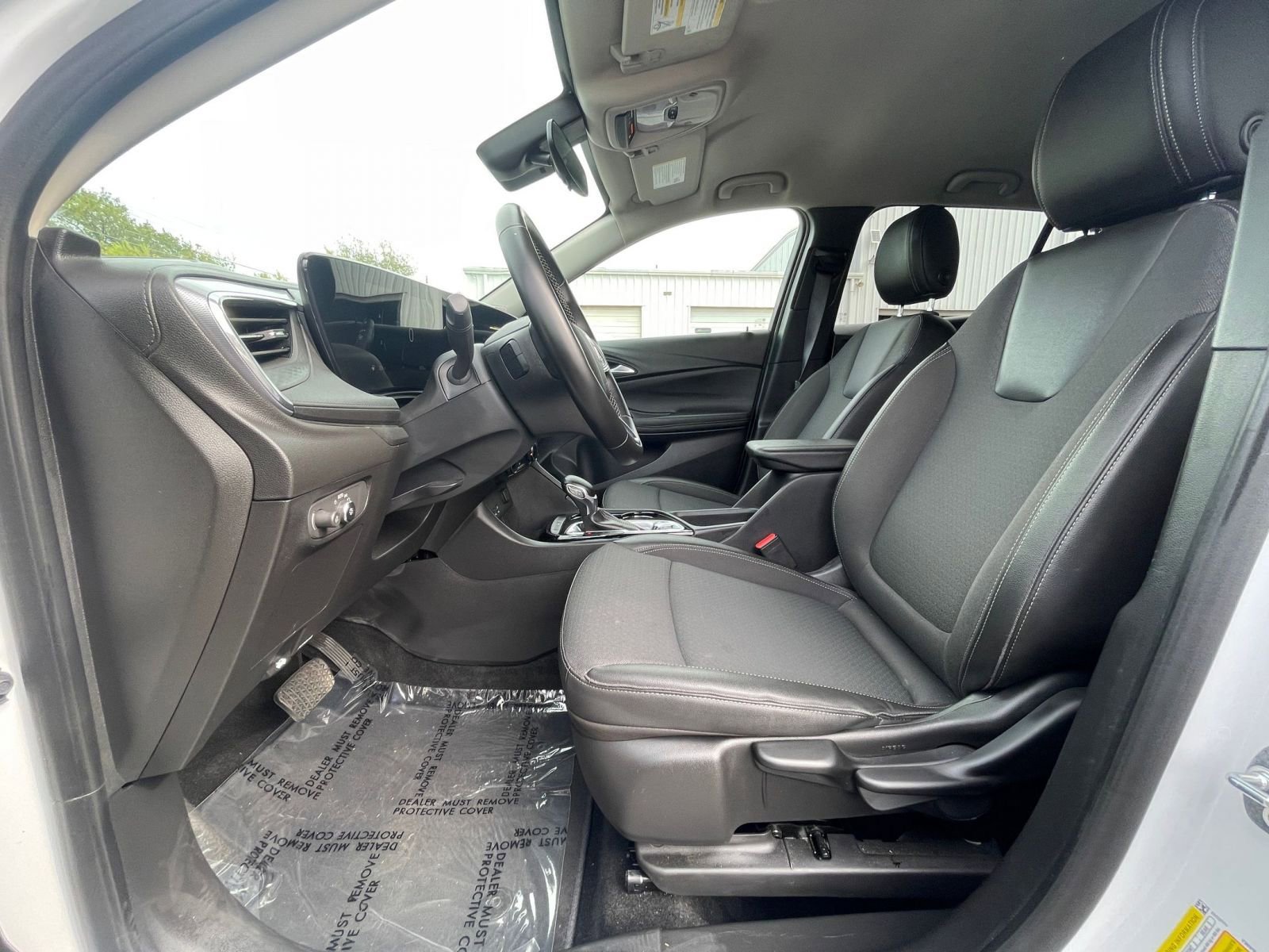 Used 2025 Buick Encore GX Preferred image 21