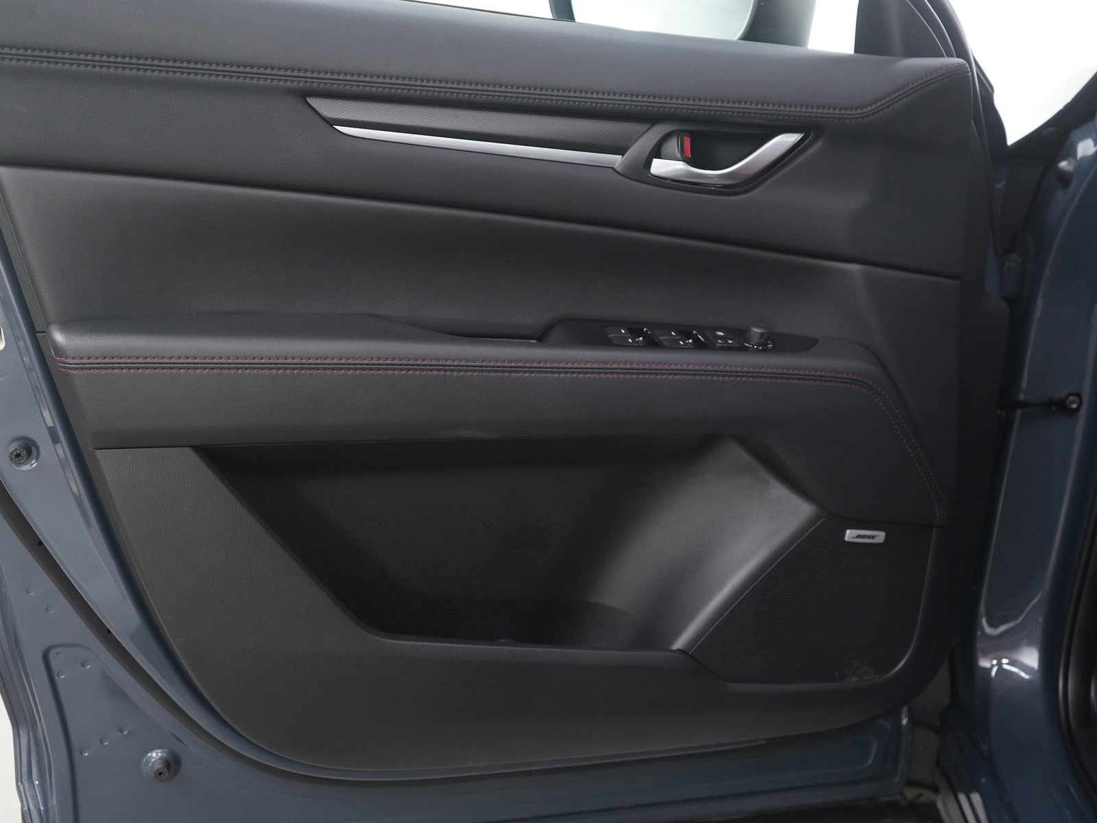 Used 2025 MAZDA CX-5 Carbon Edition image 19