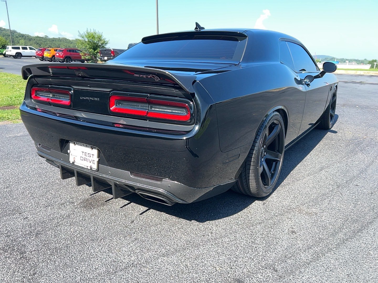 Used 2017 Dodge Challenger SRT Hellcat RWD image 5