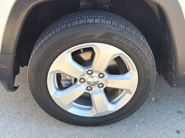 Used 2021 Jeep Compass Latitude AWD/4WD image 11