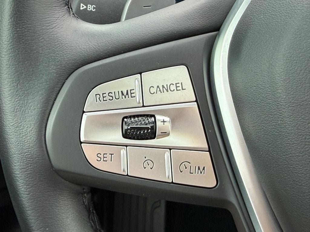 Used 2025 BMW X4 xDrive30i AWD/4WD image 17