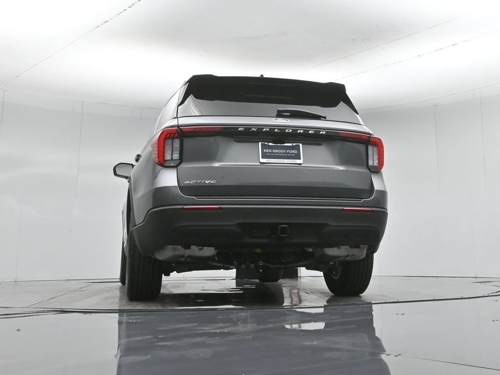 New 2026 Ford Explorer Active RWD image 48