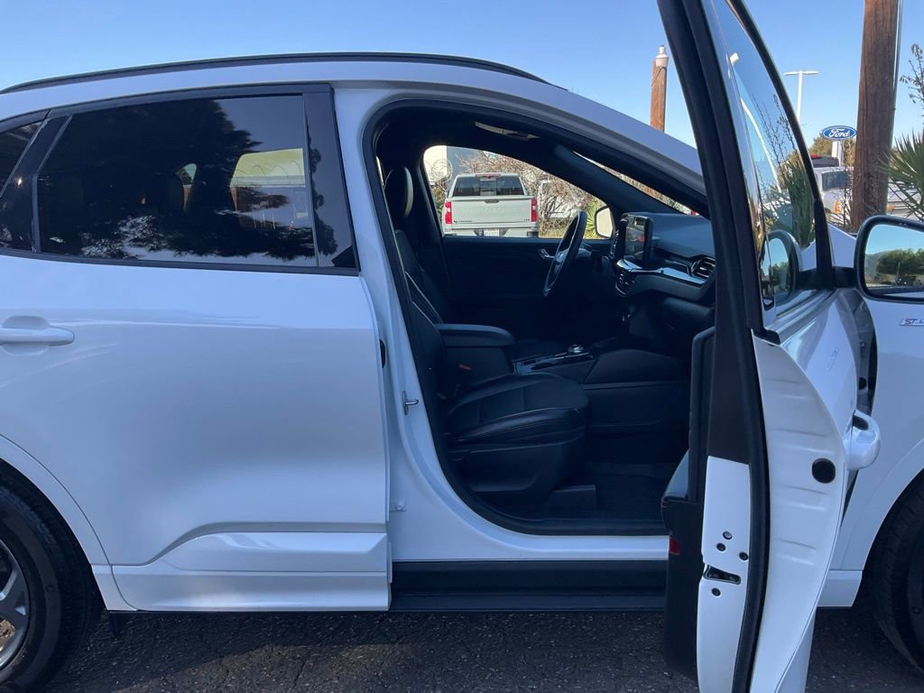 Used 2024 Ford Escape ST-Line Select w/ Tech Pack #1 image 53