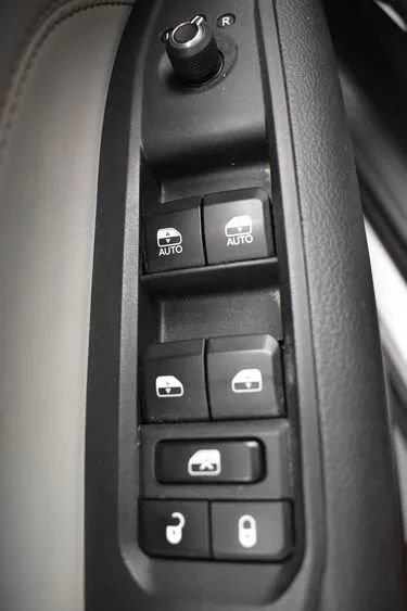 Used 2024 Jeep Compass Limited image 21