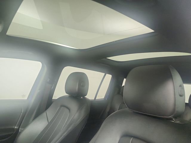 Used 2021 Mercedes-Benz GLB 250 4MATIC image 17