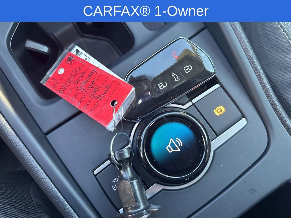 Used 2025 Volkswagen Tiguan S image 35