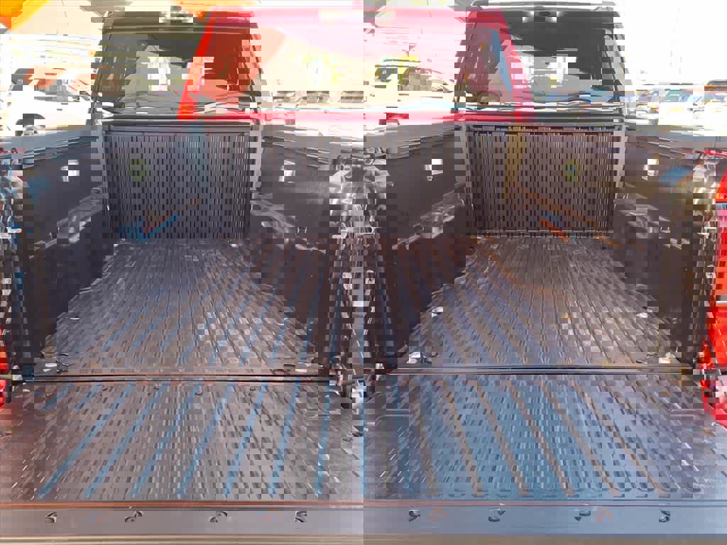 Used 2025 Toyota Tacoma TRD Sport image 6