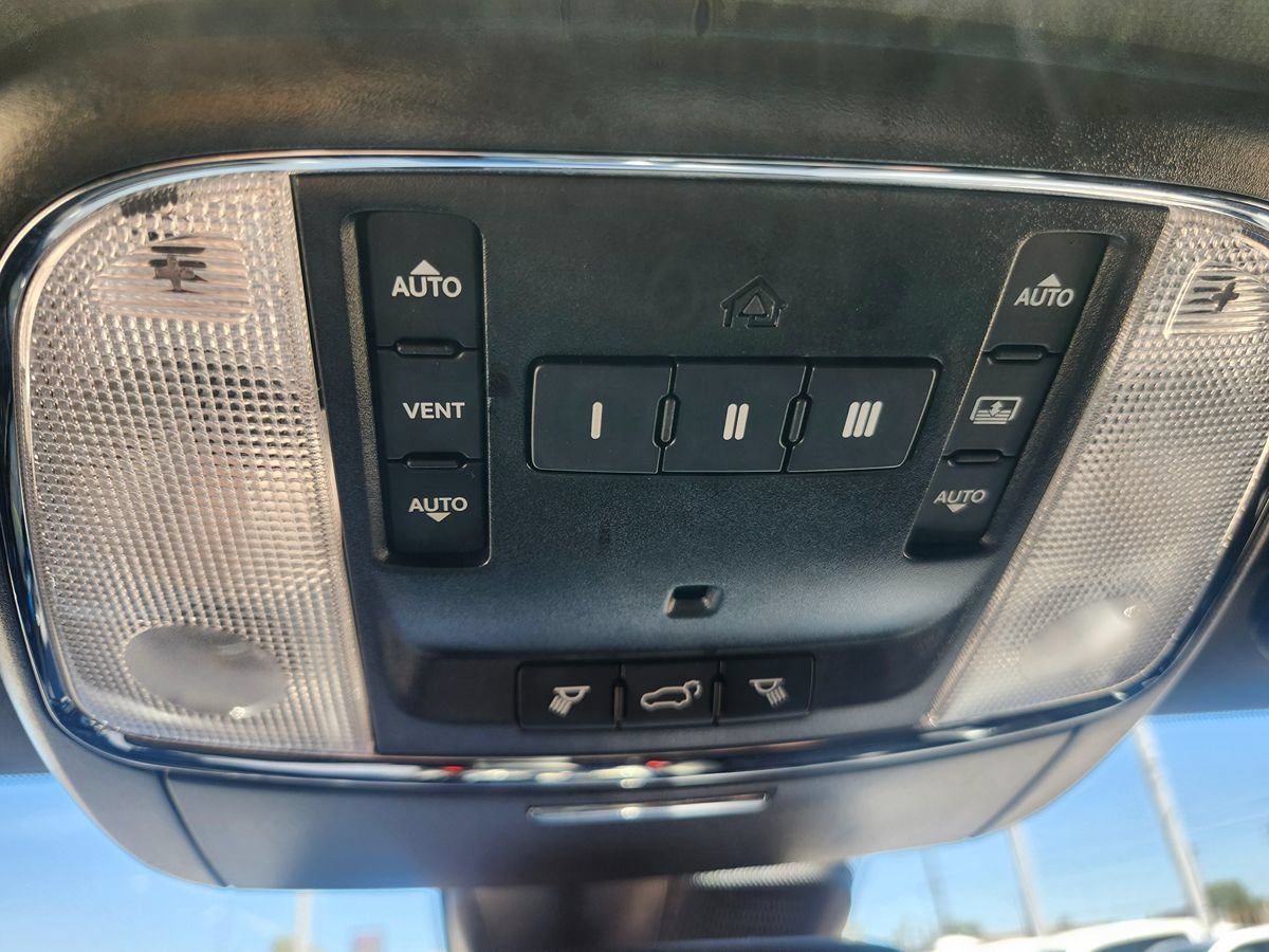 Used 2019 Jeep Grand Cherokee High Altitude AWD/4WD image 29