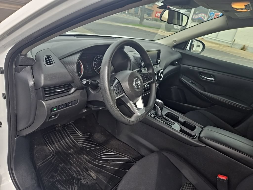 Used 2022 Nissan Sentra S FWD image 11