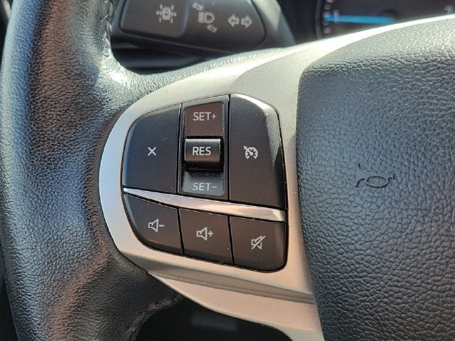 Certified 2023 Ford Explorer XLT w/ Equipment Group 202A AWD/4WD image 10
