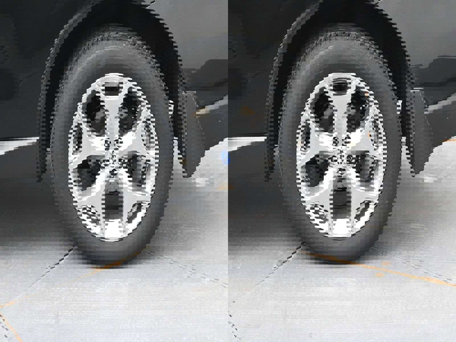 Used 2017 Subaru Forester 2.5i Touring image 5