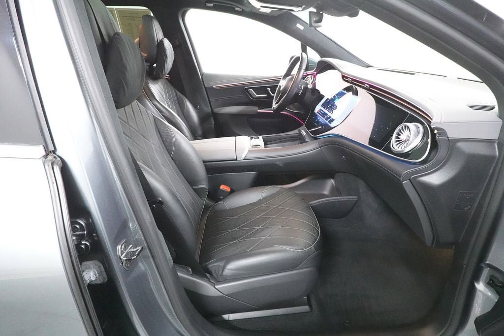Used 2023 Mercedes-Benz EQS 580 4MATIC SUV image 34