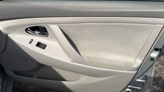 Used 2007 Toyota Camry LE image 29