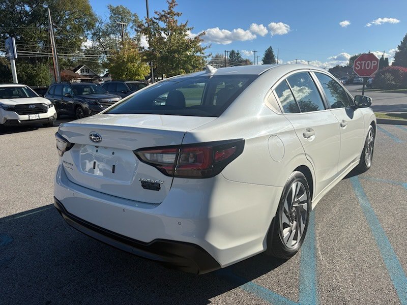 Used 2024 Subaru Legacy Limited AWD/4WD image 4