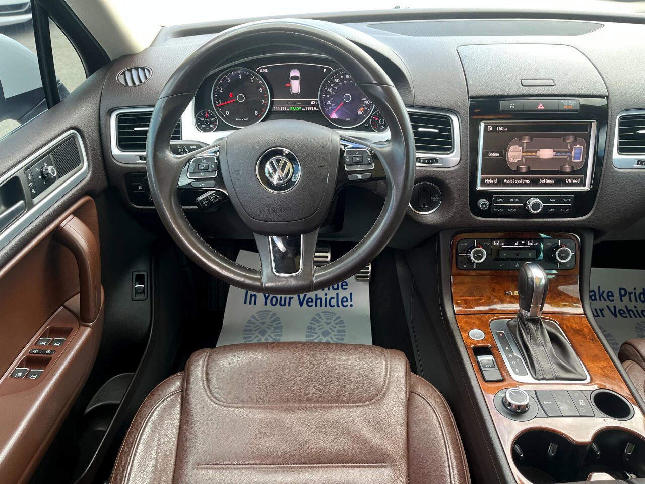 Used 2012 Volkswagen Touareg Hybrid image 14