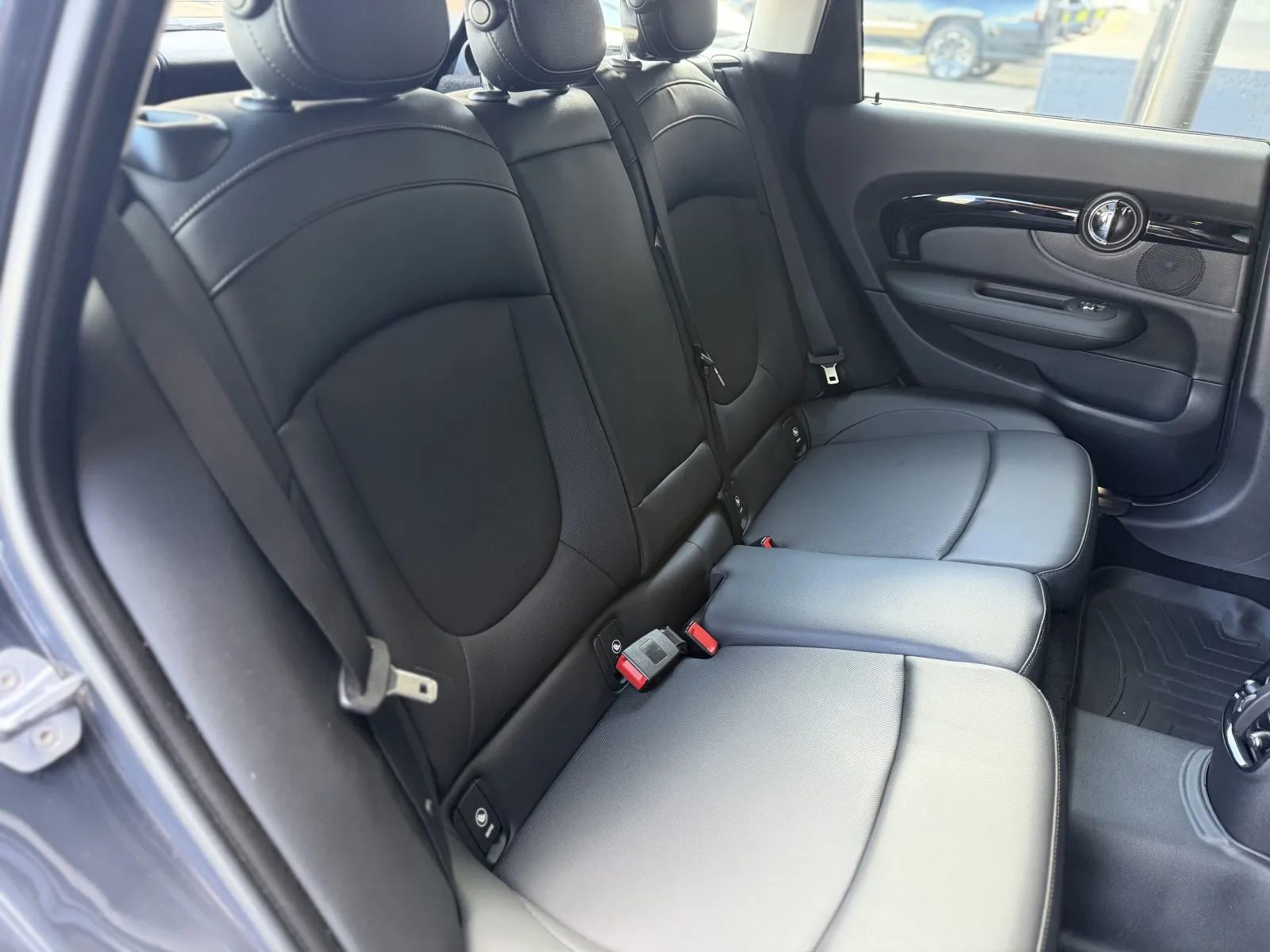 Used 2019 MINI Cooper Clubman S image 17