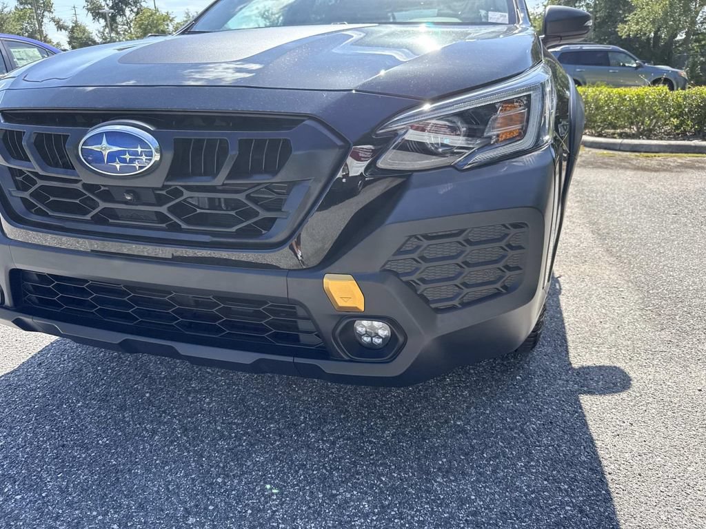 Used 2025 Subaru Outback Wilderness w/ Wilderness Package AWD/4WD image 9