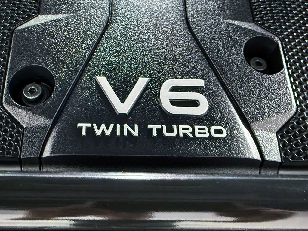 Certified 2024 Nissan Z Performance w/ Floor Mat Package image 11