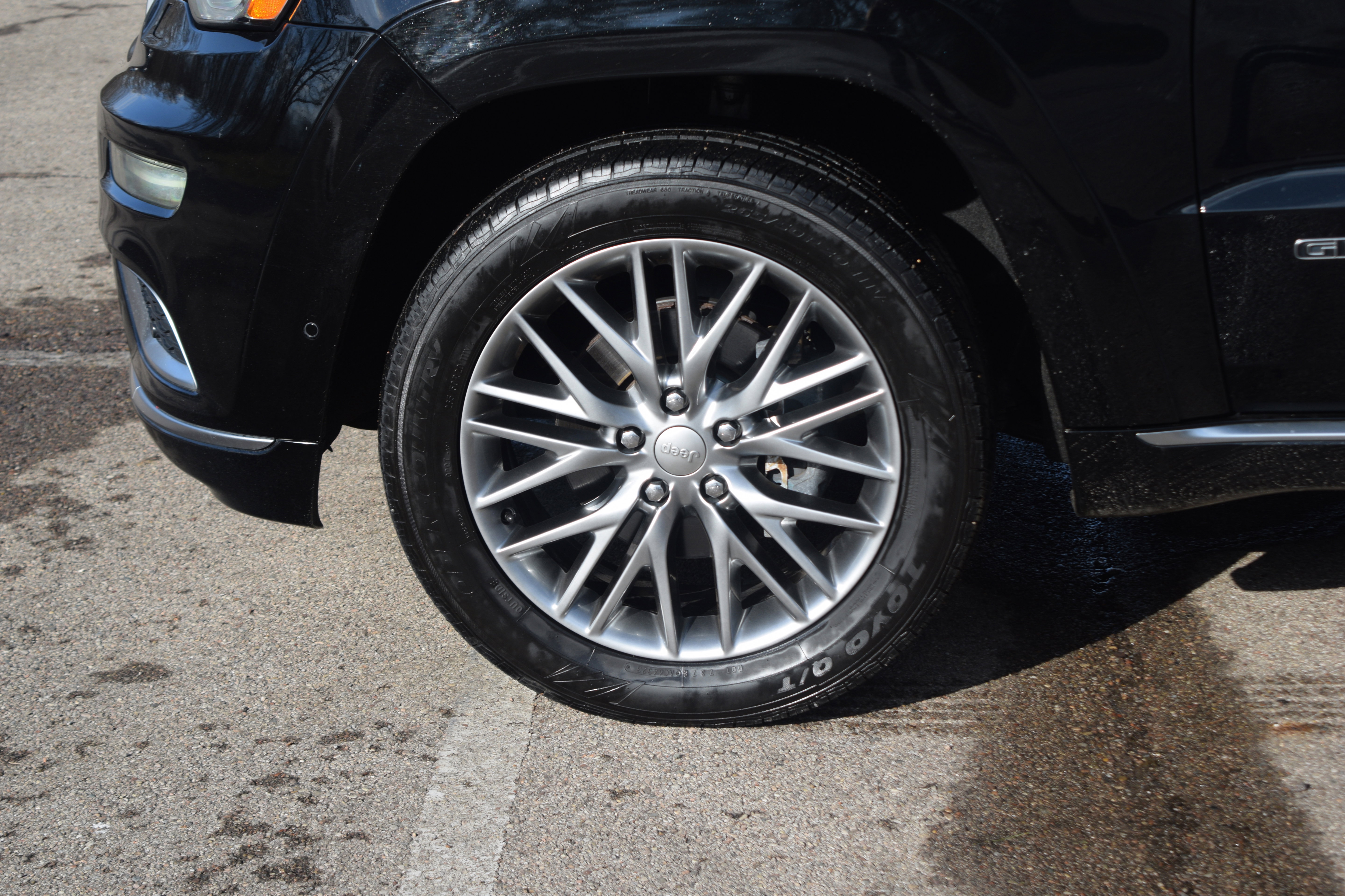 Used 2018 Jeep Grand Cherokee Summit w/ Platinum Series Group image 30