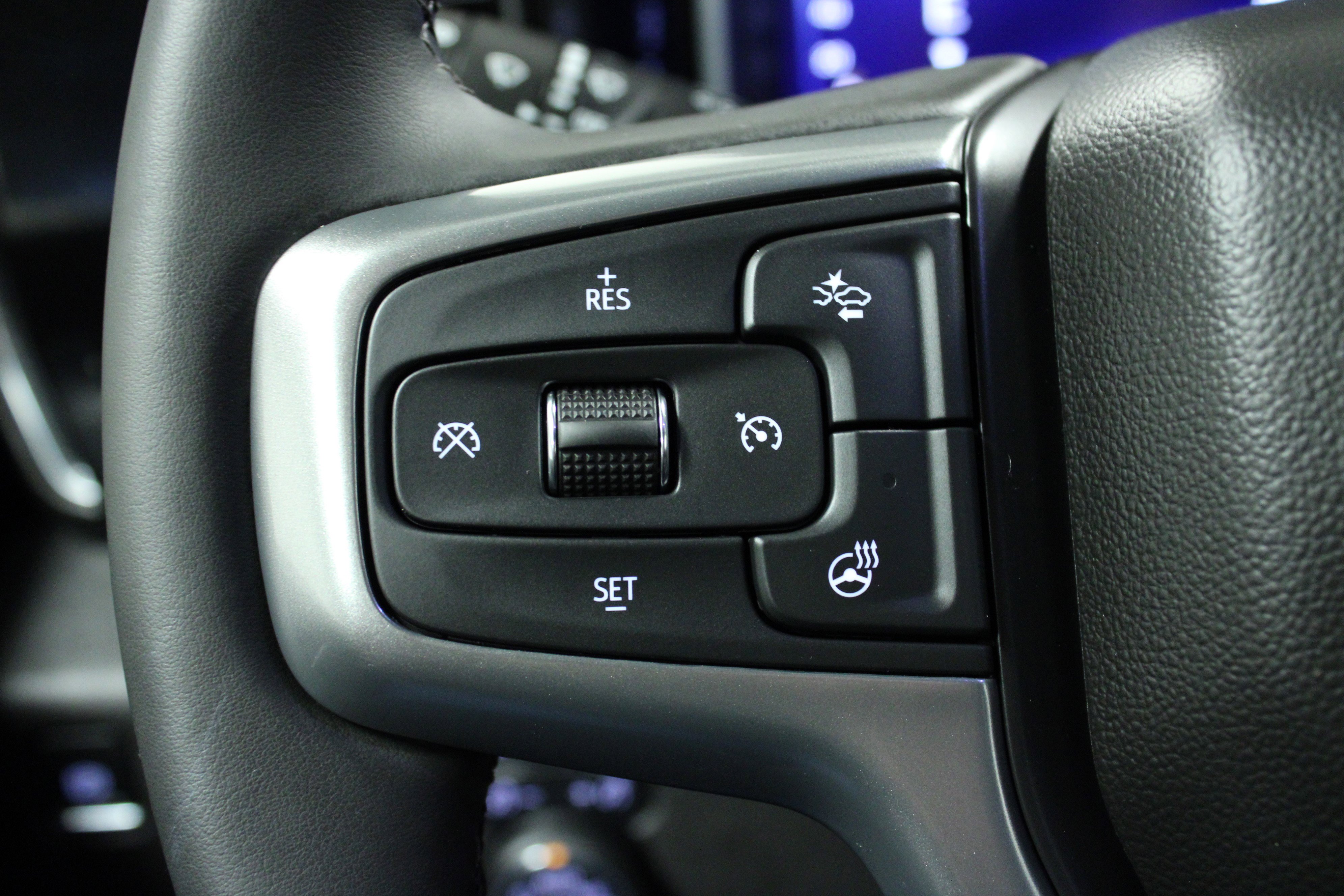 Used 2025 Chevrolet Silverado 2500 LT image 20