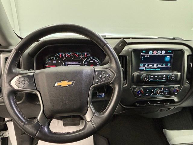 Used 2018 Chevrolet Silverado 1500 LT w/ All Star Edition AWD/4WD image 17