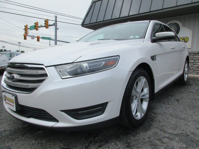 Used 2014 Ford Taurus SEL w/ Equipment Group 201A FWD image 4