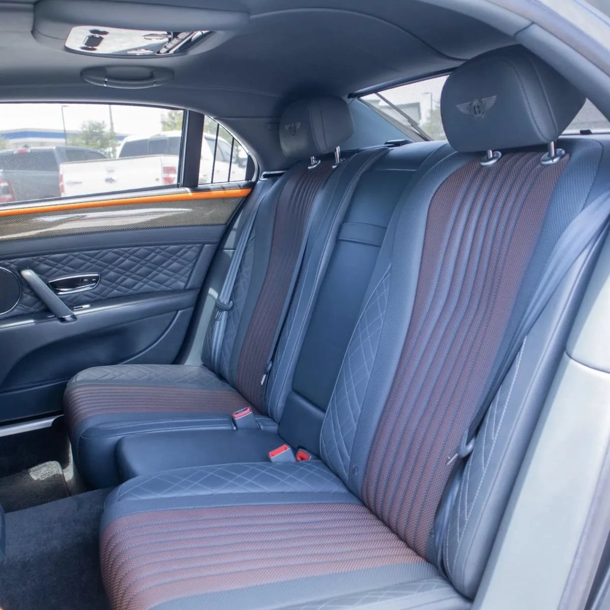 Used 2018 Bentley Flying Spur S V8 AWD/4WD image 32