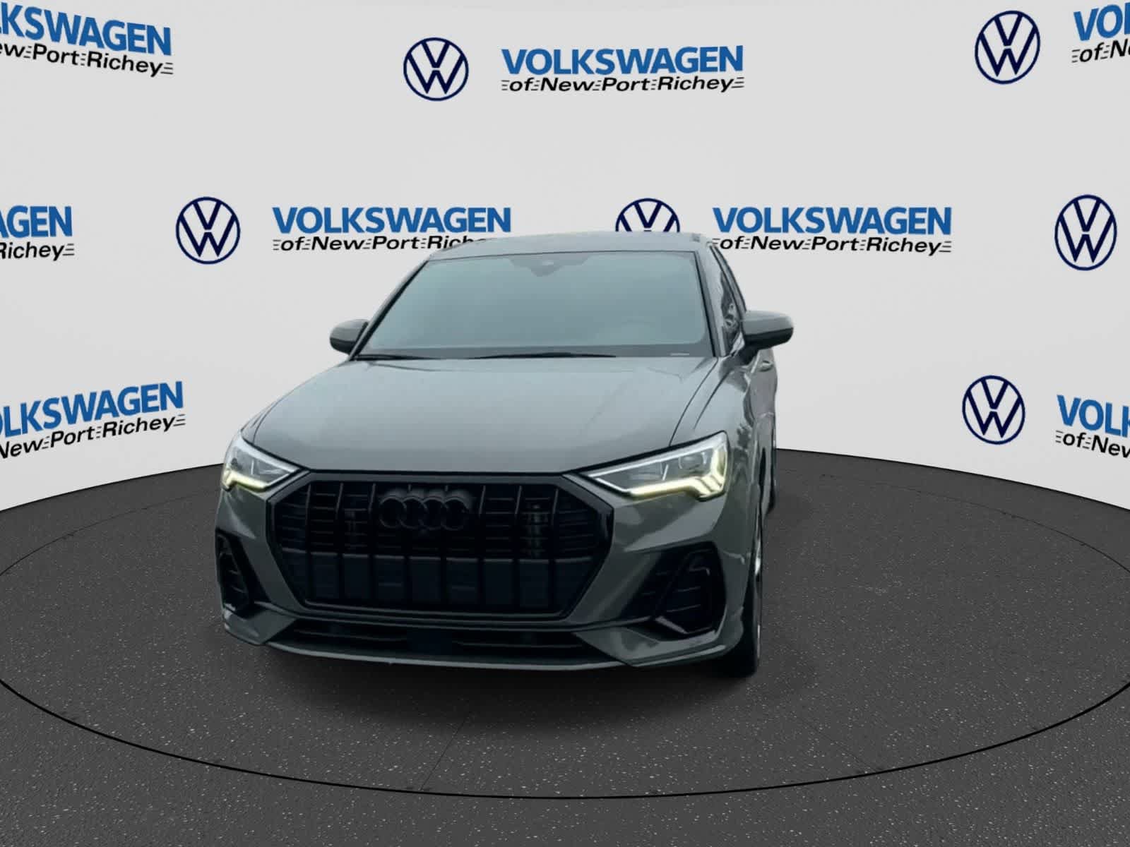 Used 2022 Audi Q3 2.0T Premium Plus AWD/4WD image 3