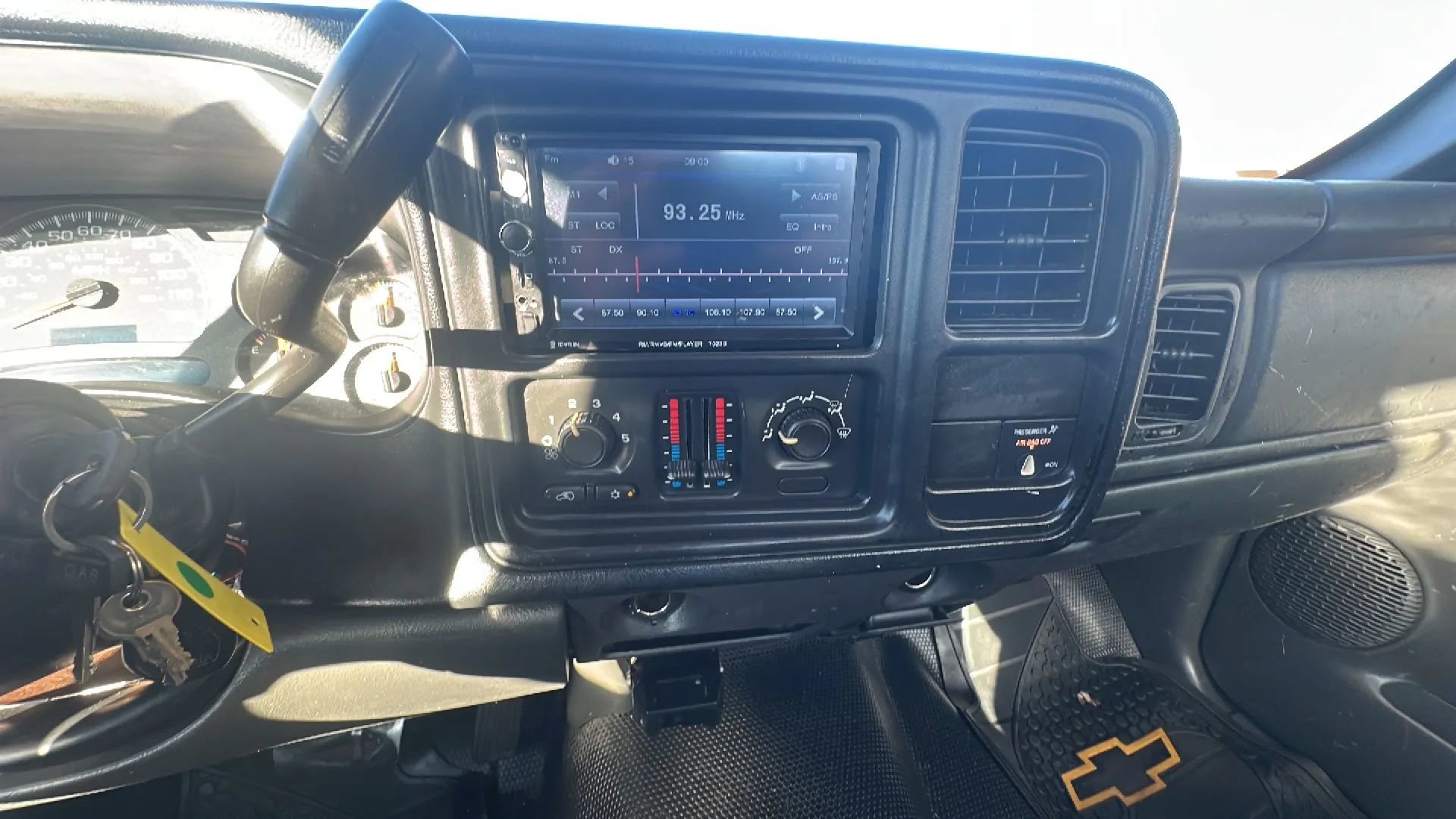 Used 2005 Chevrolet Silverado 3500 2WD Regular Cab image 12