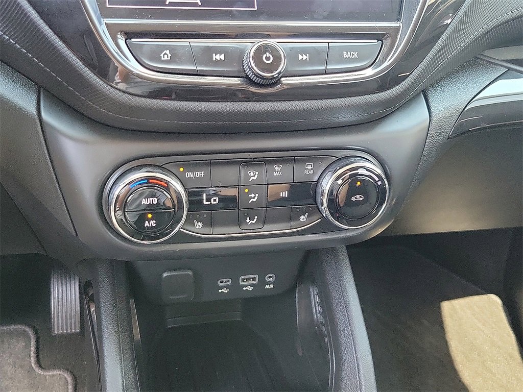 Used 2023 Chevrolet TrailBlazer LT w/ Convenience Package image 17