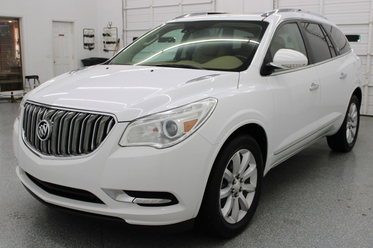 Used 2016 Buick Enclave Premium w/ Experience Buick Package FWD image 3