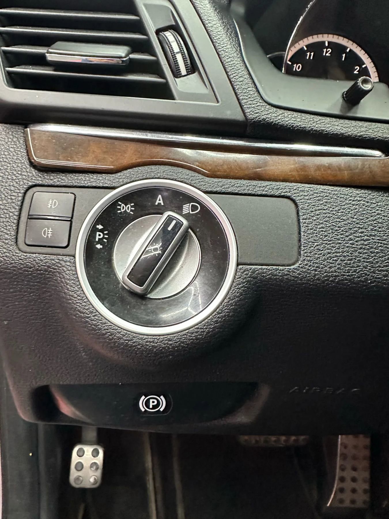 Used 2011 Mercedes-Benz E 350 Cabriolet image 21