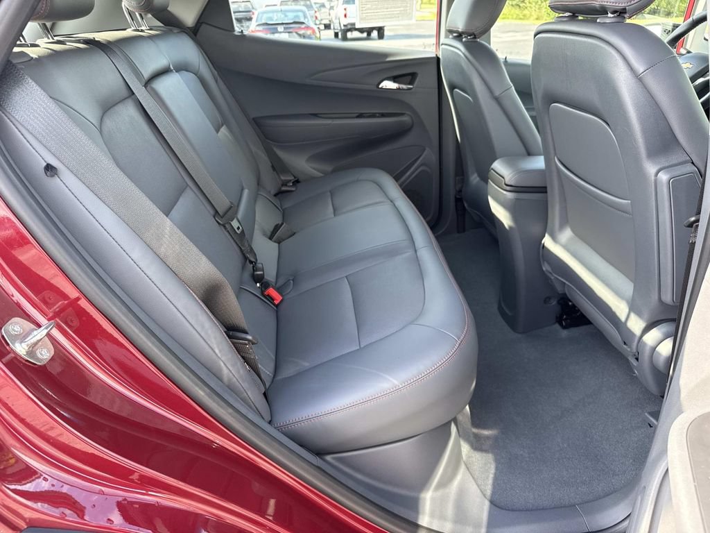 Used 2019 Chevrolet Bolt Premier FWD image 21