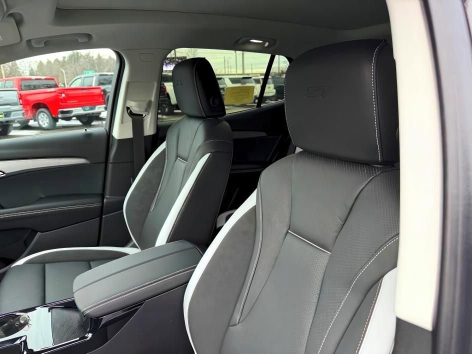 New 2026 Buick Envision Sport Touring image 12