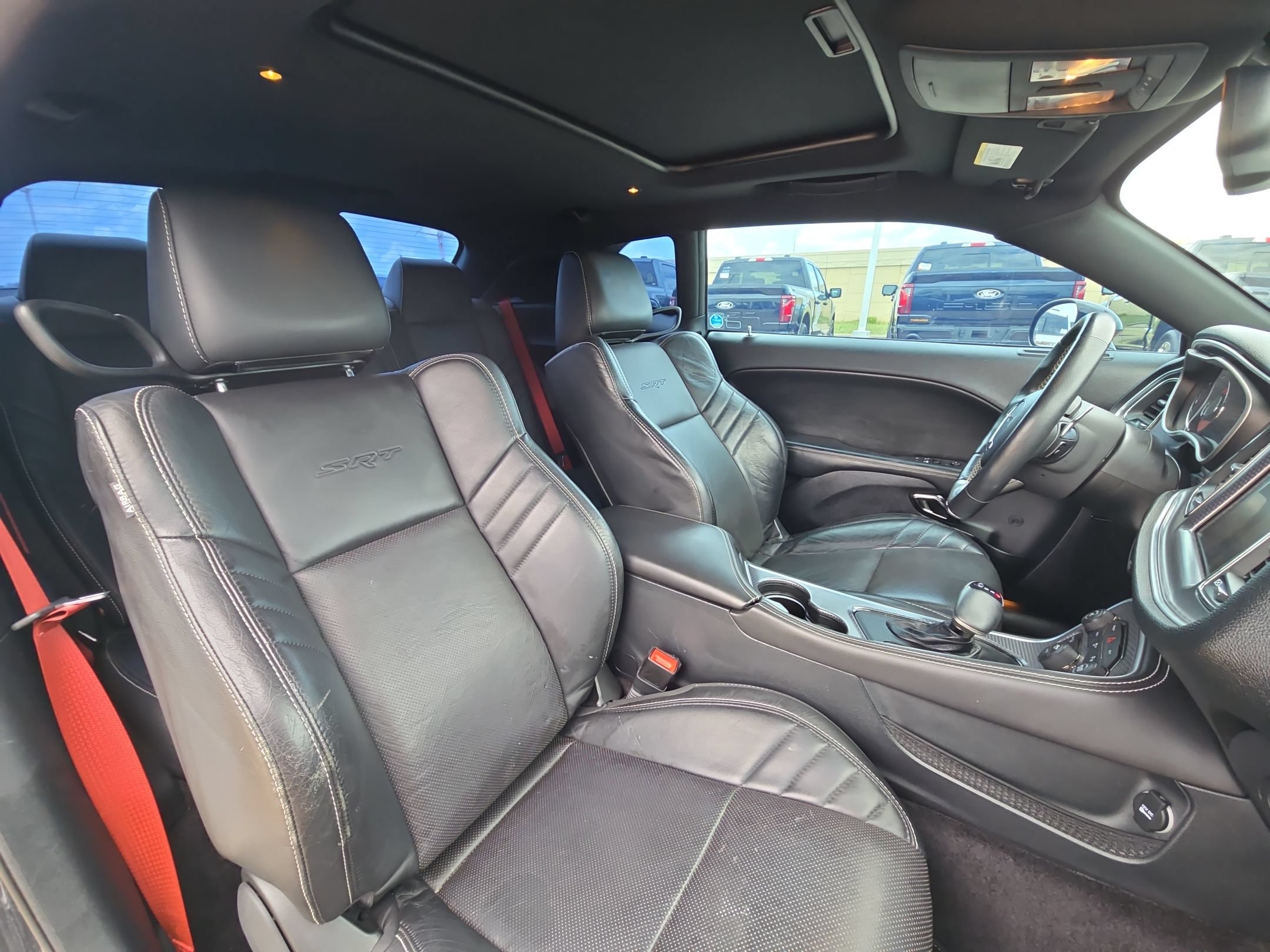 Used 2016 Dodge Challenger SRT Hellcat RWD image 29