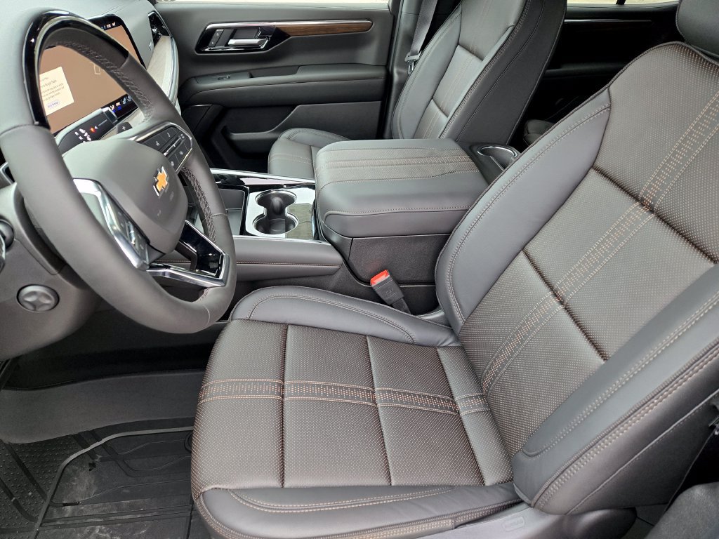 New 2026 Chevrolet Tahoe High Country AWD/4WD image 11