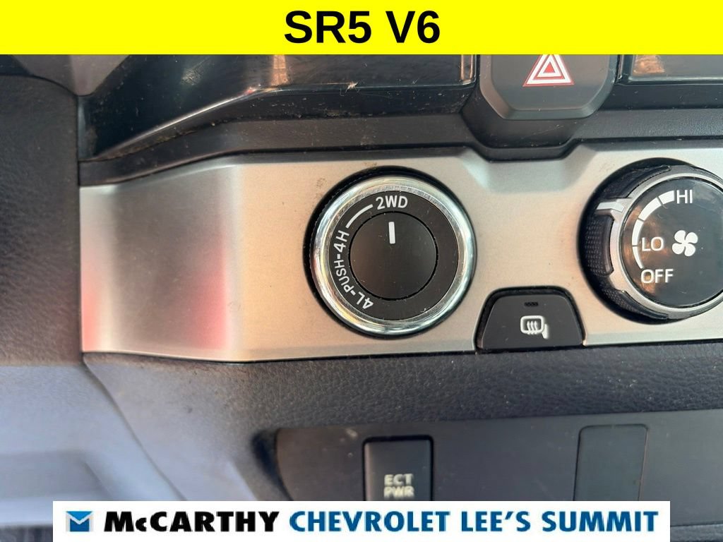 Used 2017 Toyota Tacoma SR5 w/ Tow Package AWD/4WD image 8
