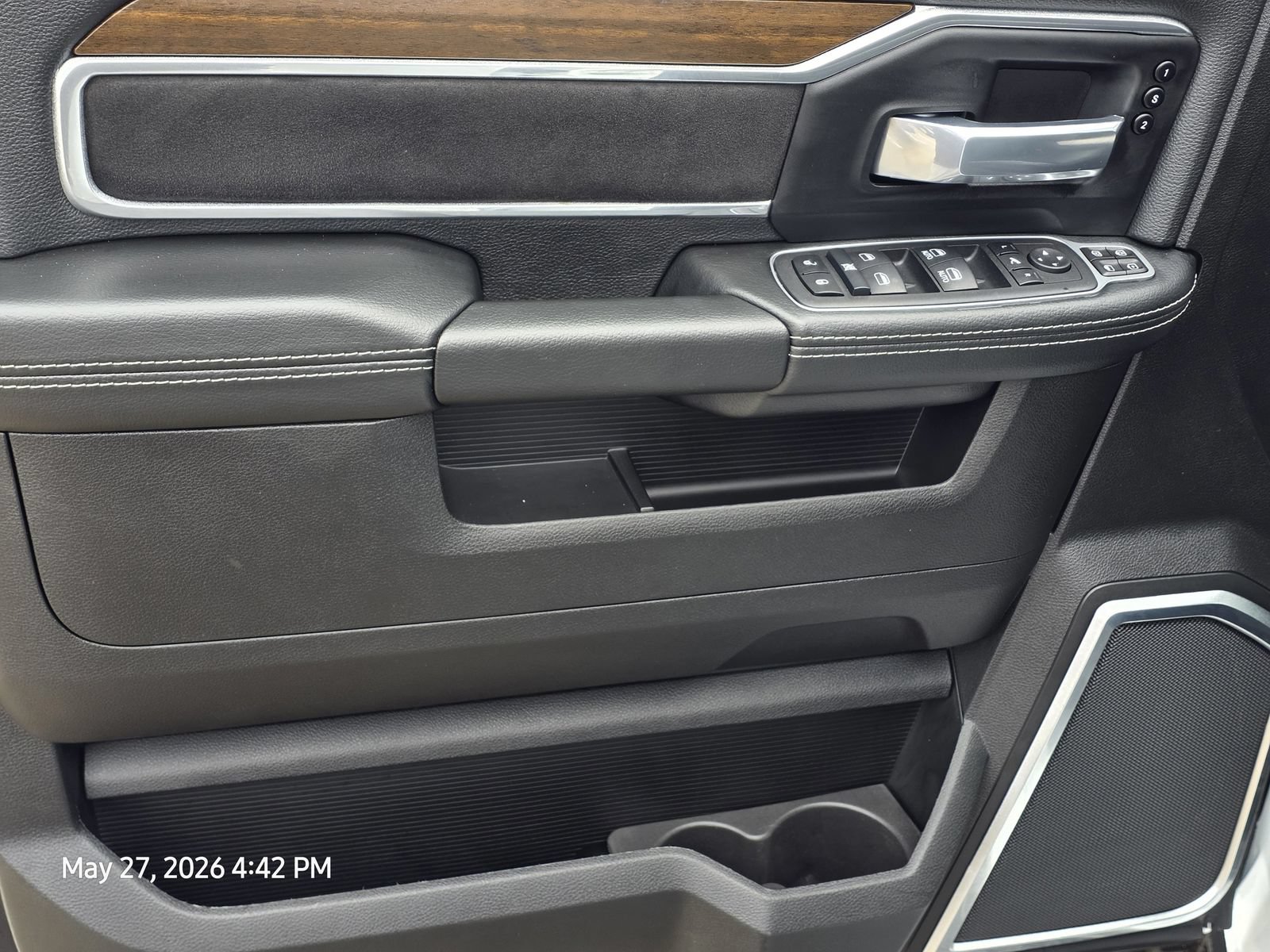 Used 2024 RAM 3500 Laramie w/ Safety Group AWD/4WD image 20