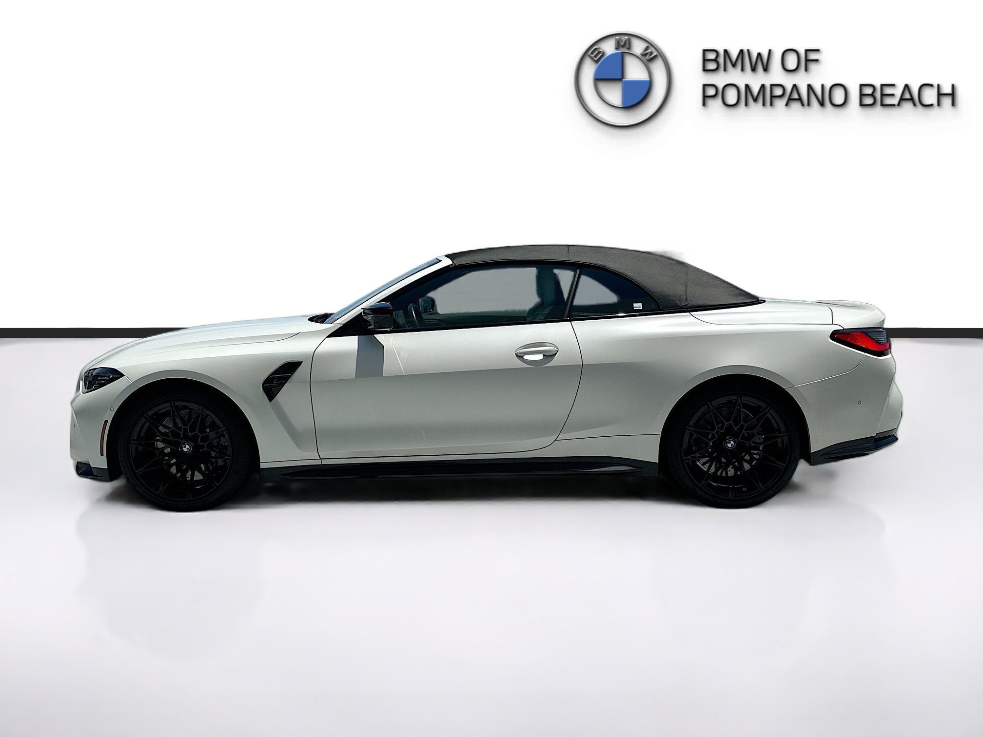 Used 2024 BMW M4 xDrive Competition w/ Executive Package AWD/4WD image 4