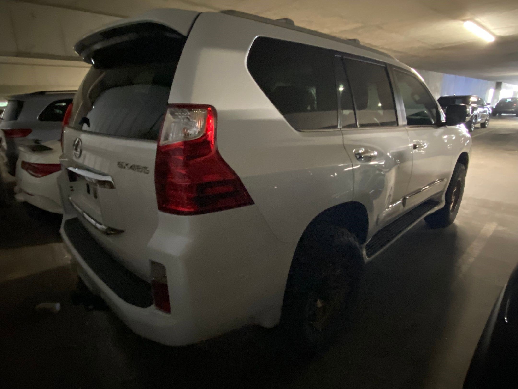 Used 2012 Lexus GX 460 image 5