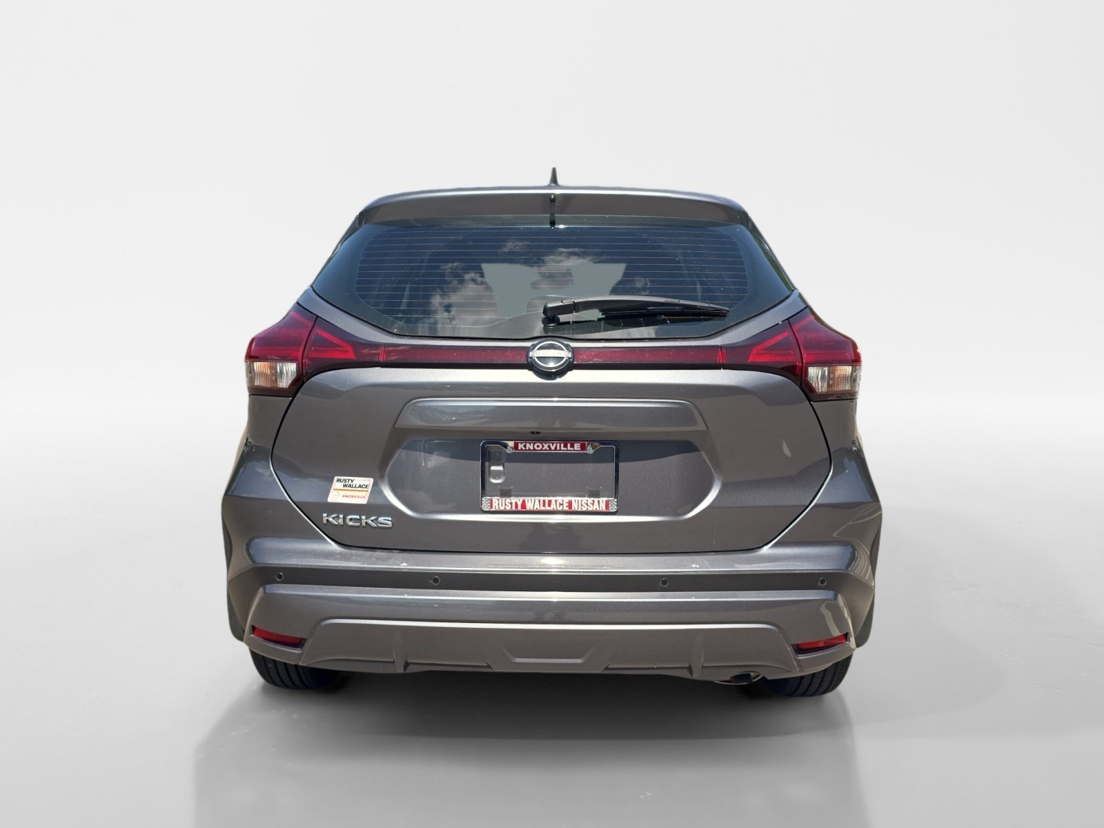 Certified 2025 Nissan Kicks Play S FWD image 4