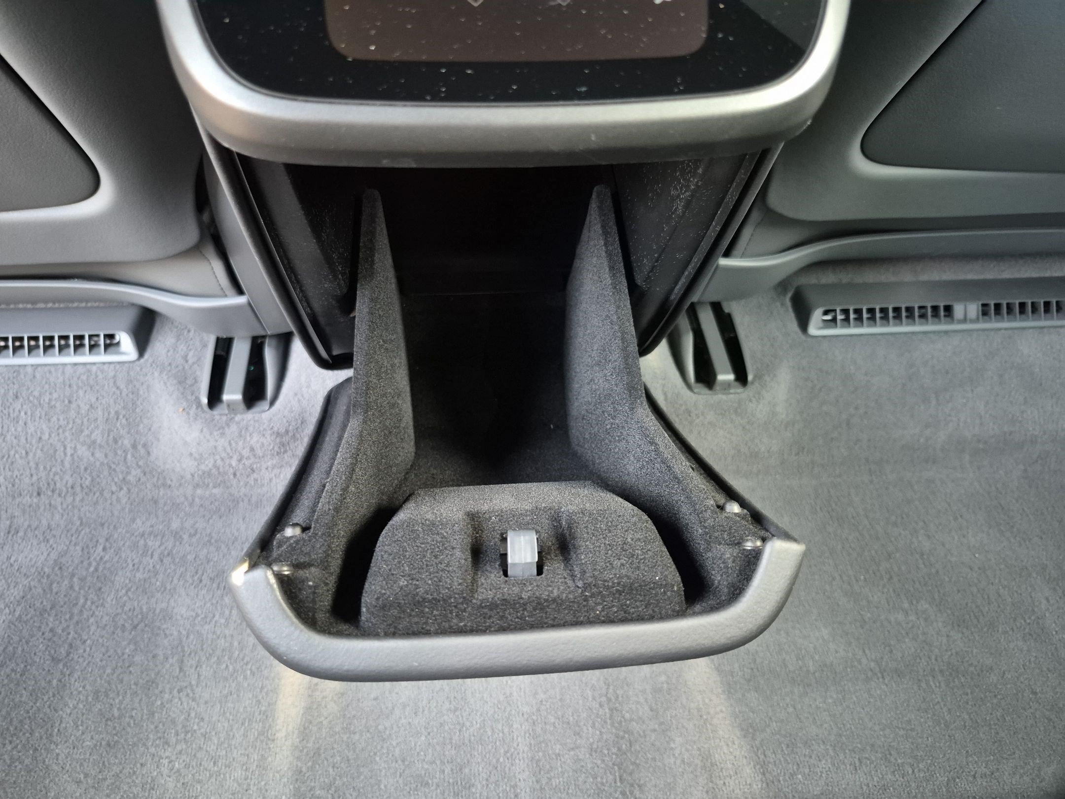 Used 2023 Lucid Air Pure AWD/4WD image 28
