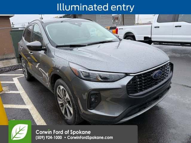 Used 2025 Ford Escape Platinum image 14