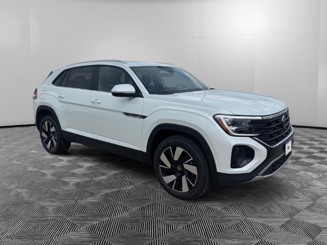New 2026 Volkswagen Atlas Cross Sport SE FWD image 7