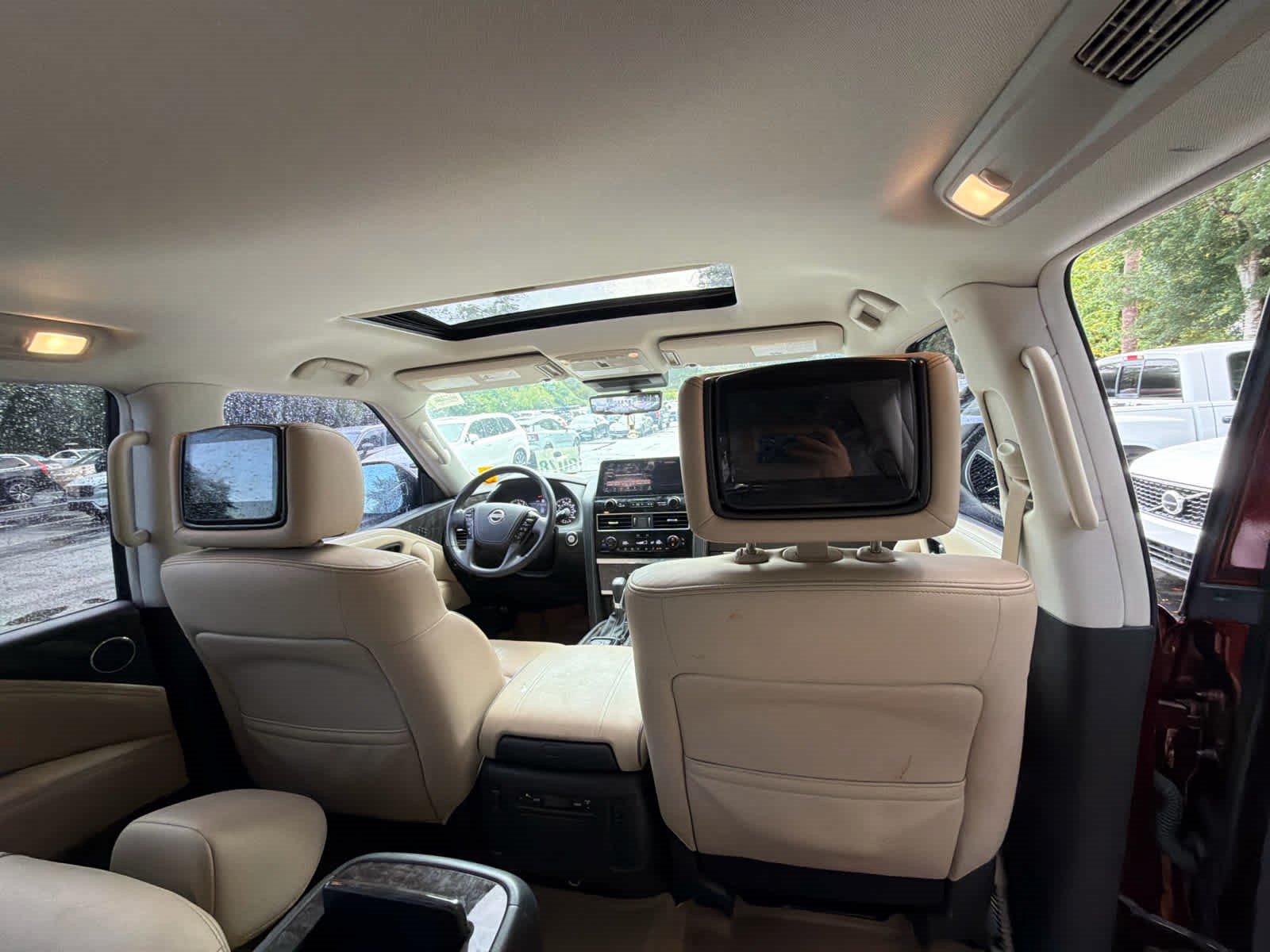 Used 2022 Nissan Armada Platinum w/ Captain's Chairs Package RWD image 59