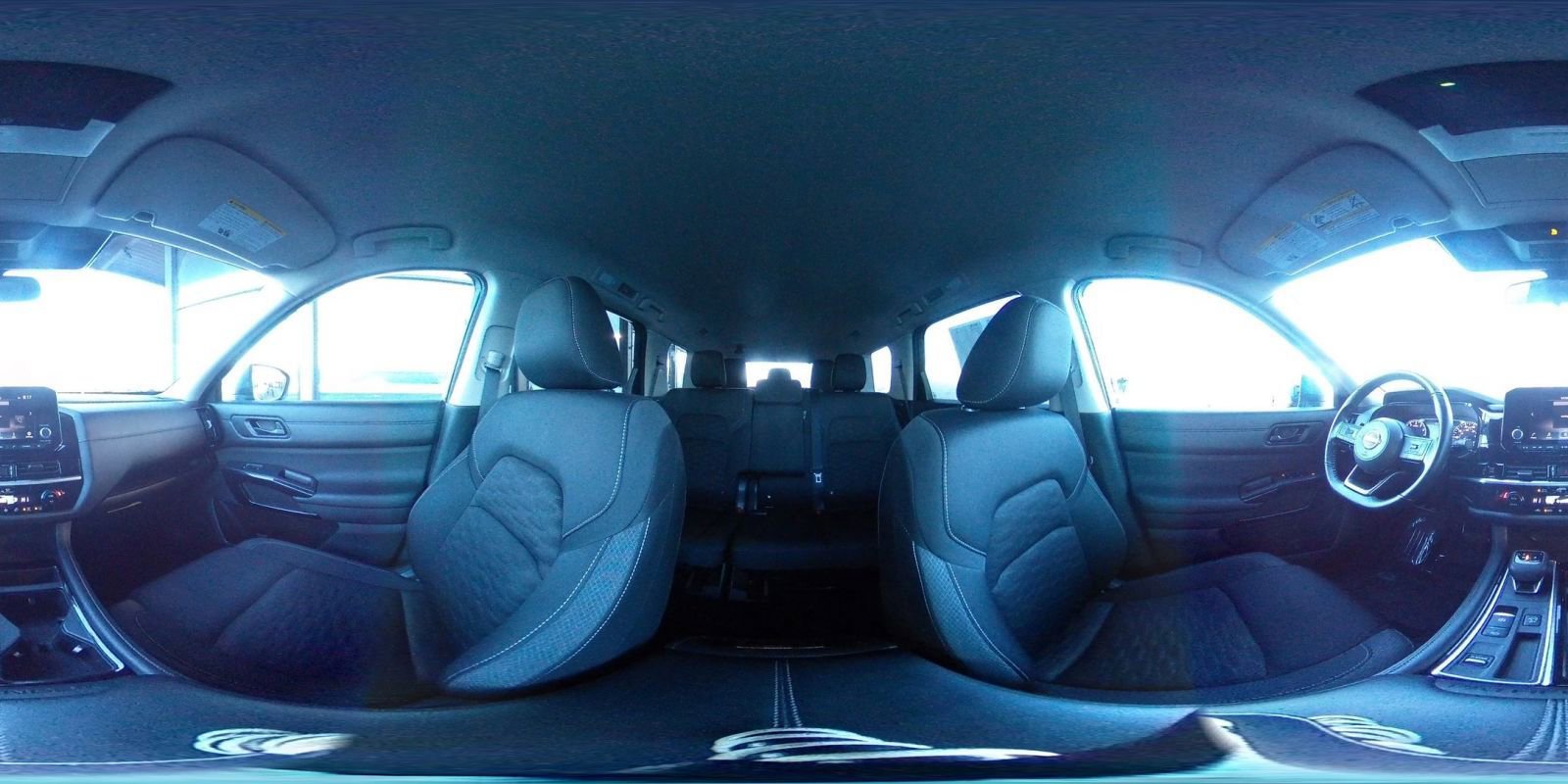 Used 2025 Nissan Pathfinder SV image 44